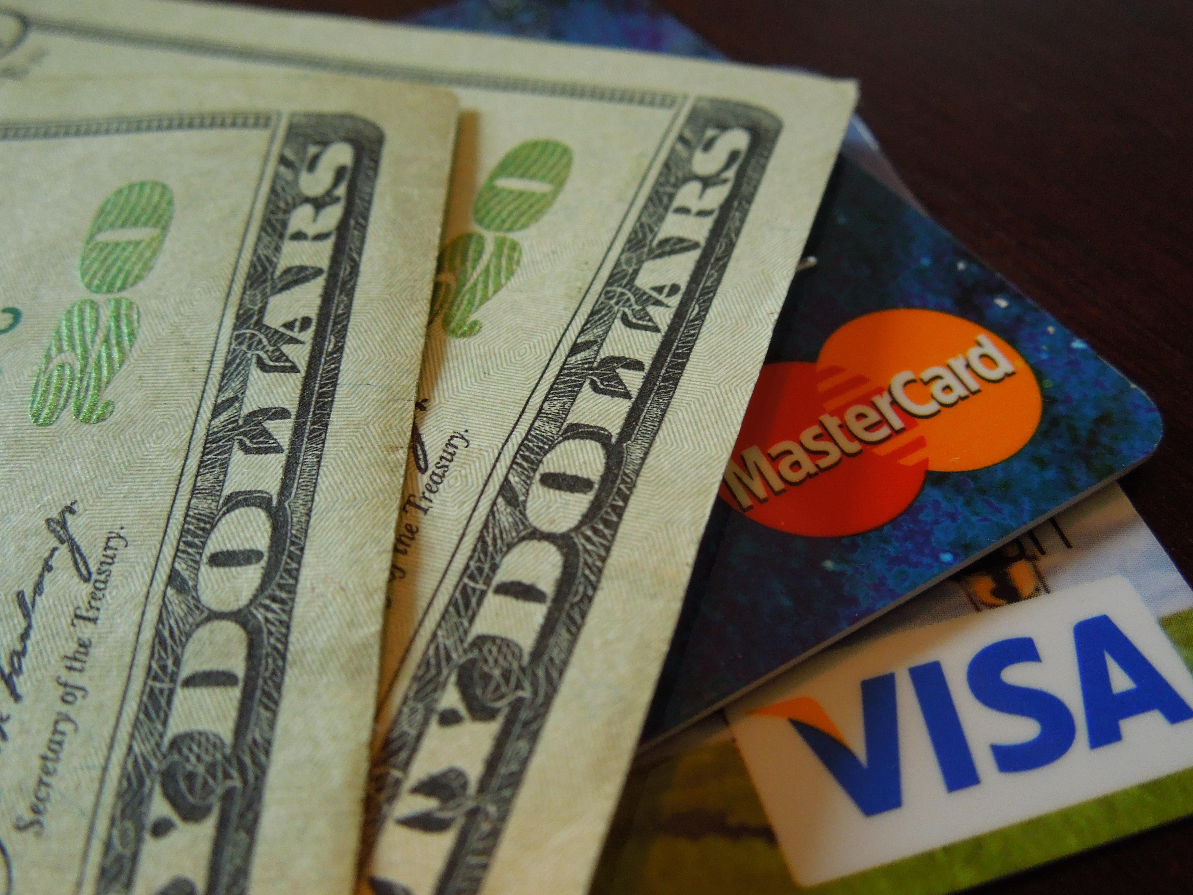 8 Tips on traveling overseas using credit card My Financial Coach